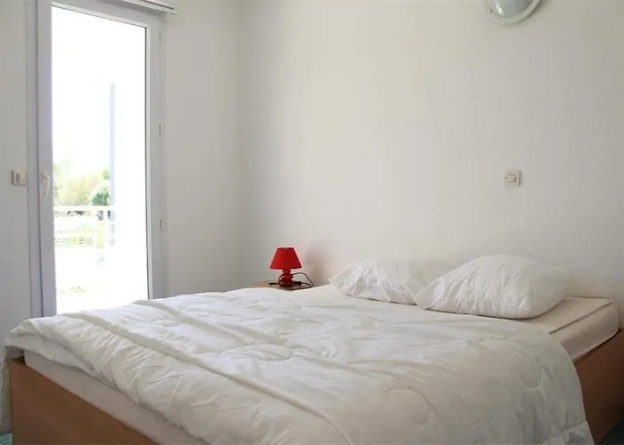 アパート Appt 2 Pieces - Lr030-e16